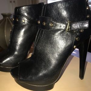 Michael Kors Platform Ailee Open Toe booties